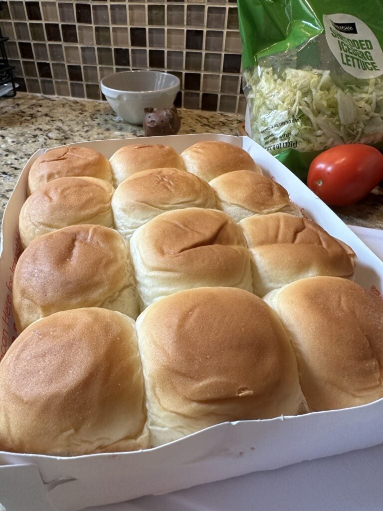 Rolls in a paper tray