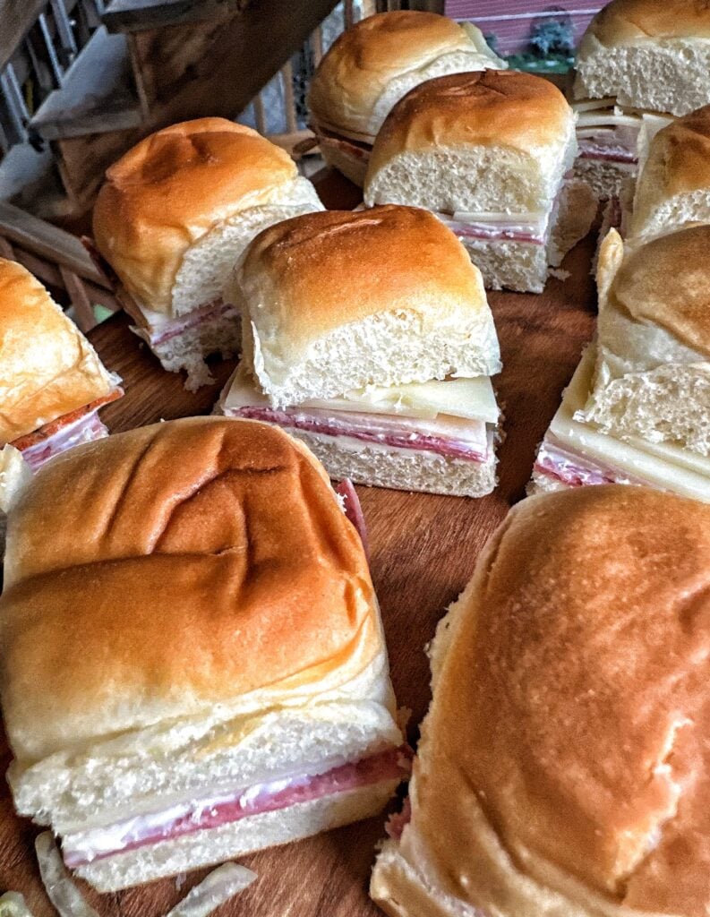 The finished boat bite sandwiches