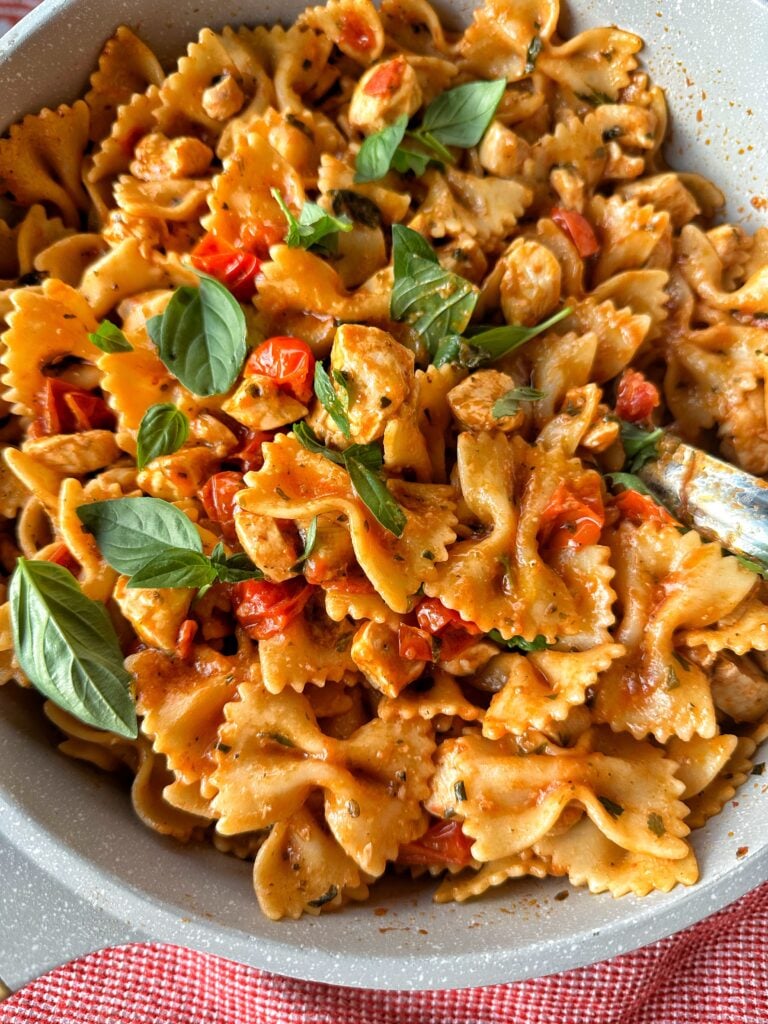 Tomato Butter Pasta with chicken