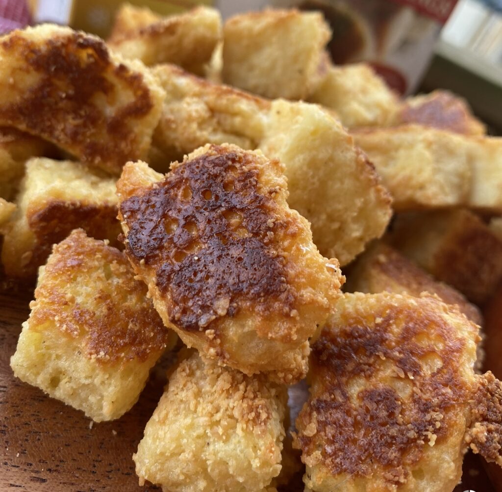 A close up of the cheesy parmesan dippers