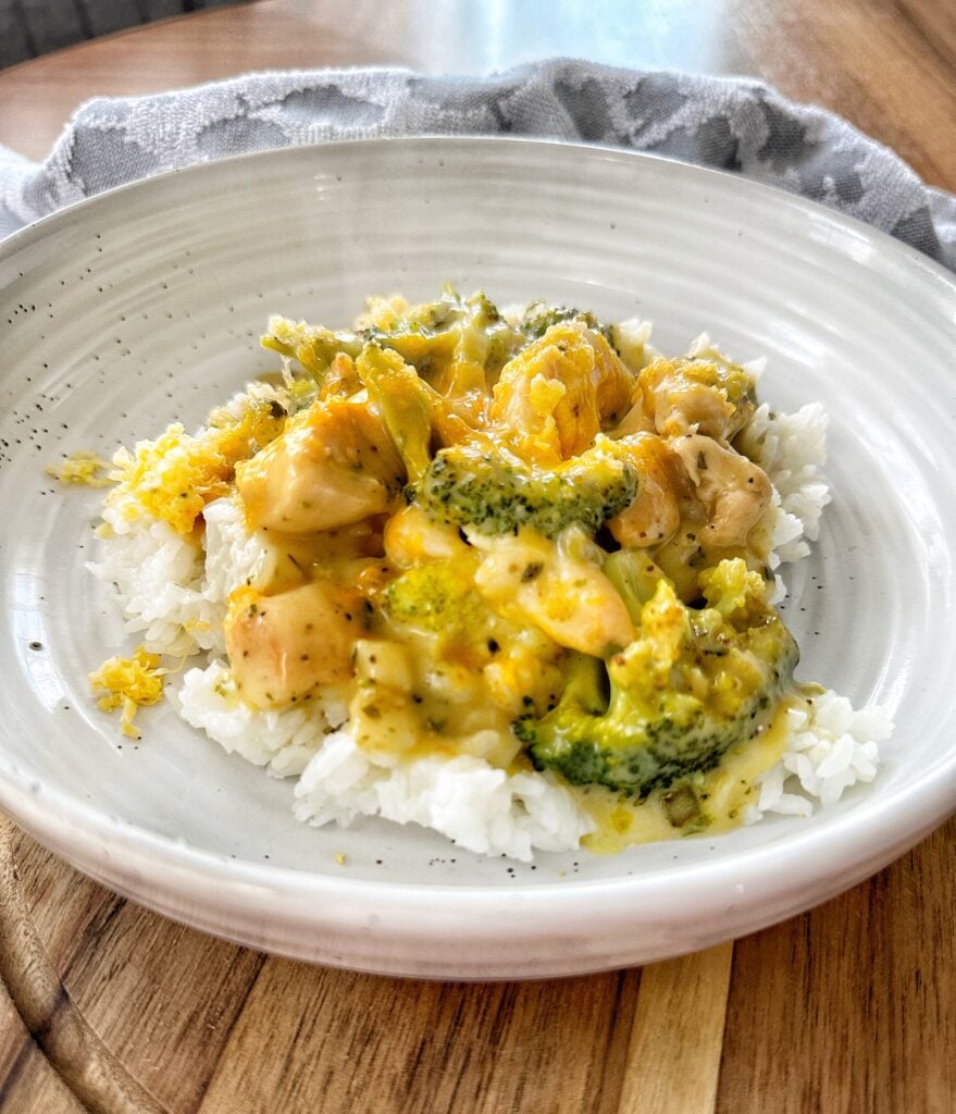 Creamy chicken and broccoli over rice