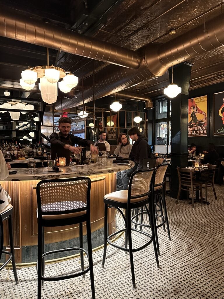 The interior of Modavie