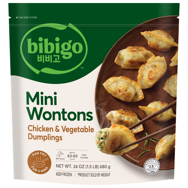 A package of bibigo mini wontons.
