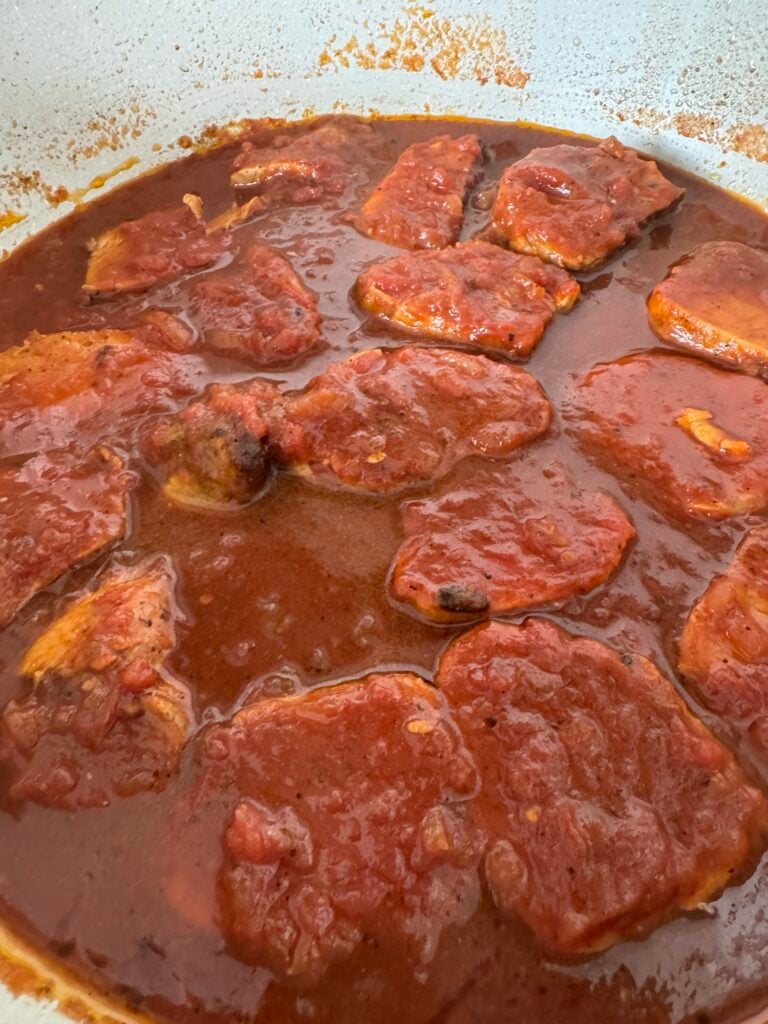 Pork Medallions in Red Sauce